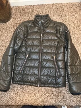 Guess Quilted Puffer Jacket